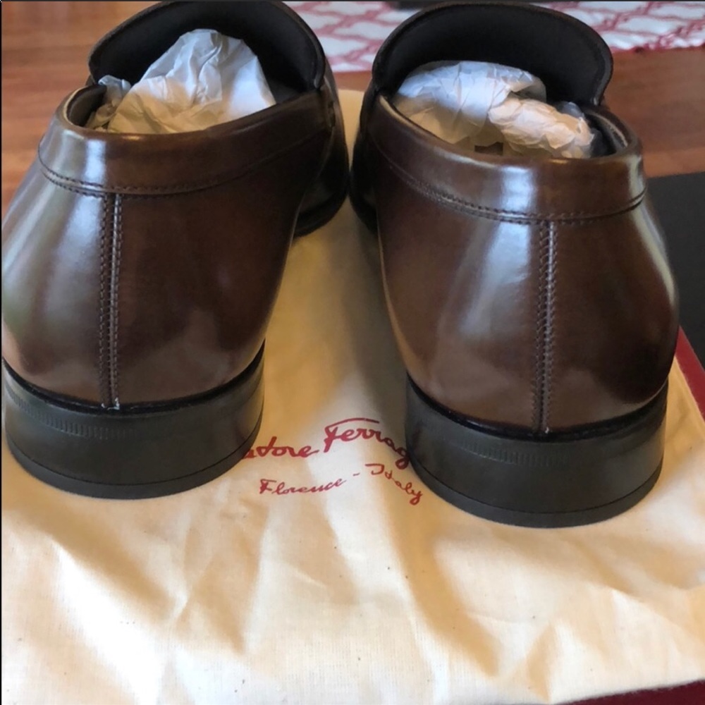 Ferragamo Giant Bit Loafer BRAND NEW - Picture 3 of 4